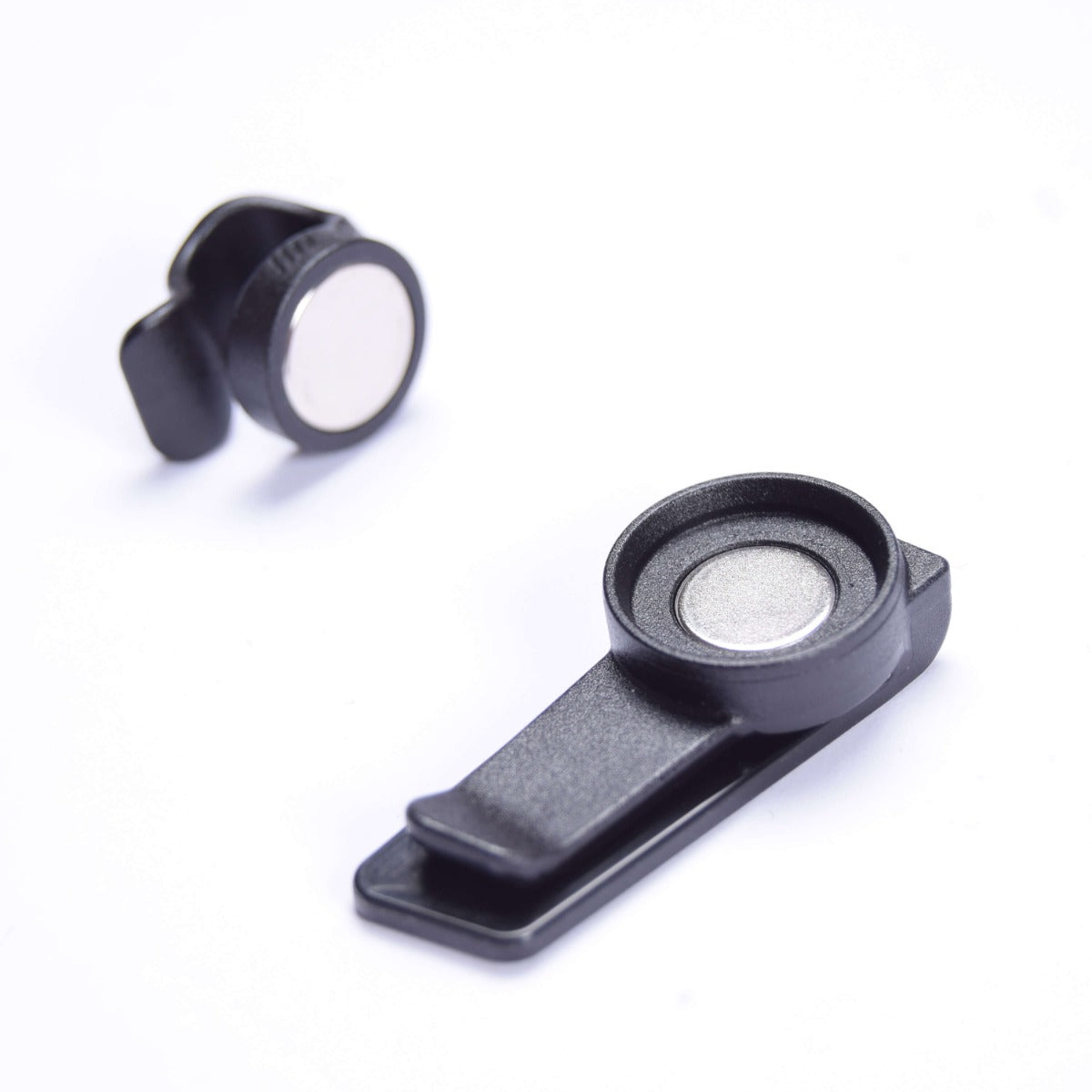 MAGNETIC TUBE CLIP